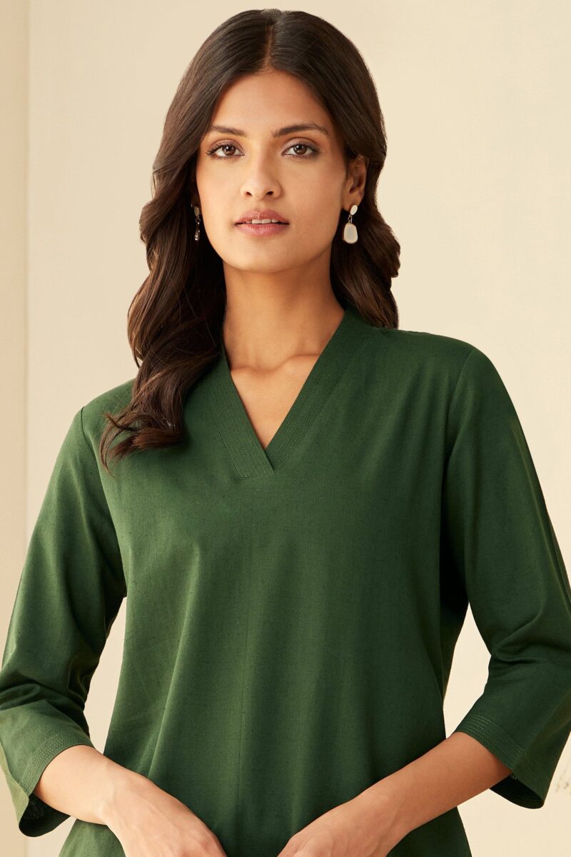 Roza Seher Green Kurta - Image 2