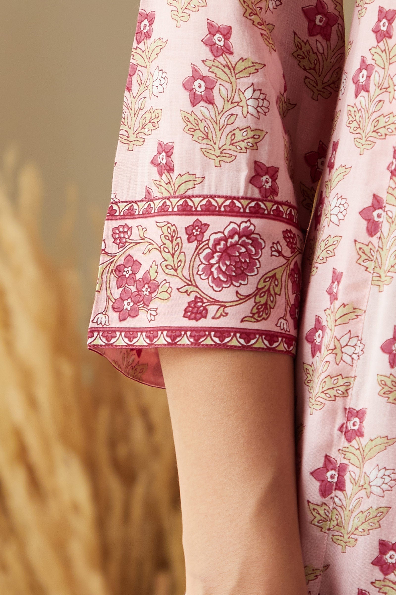 Rosheen Nuzakat Sanganeri Kurta - Image 4