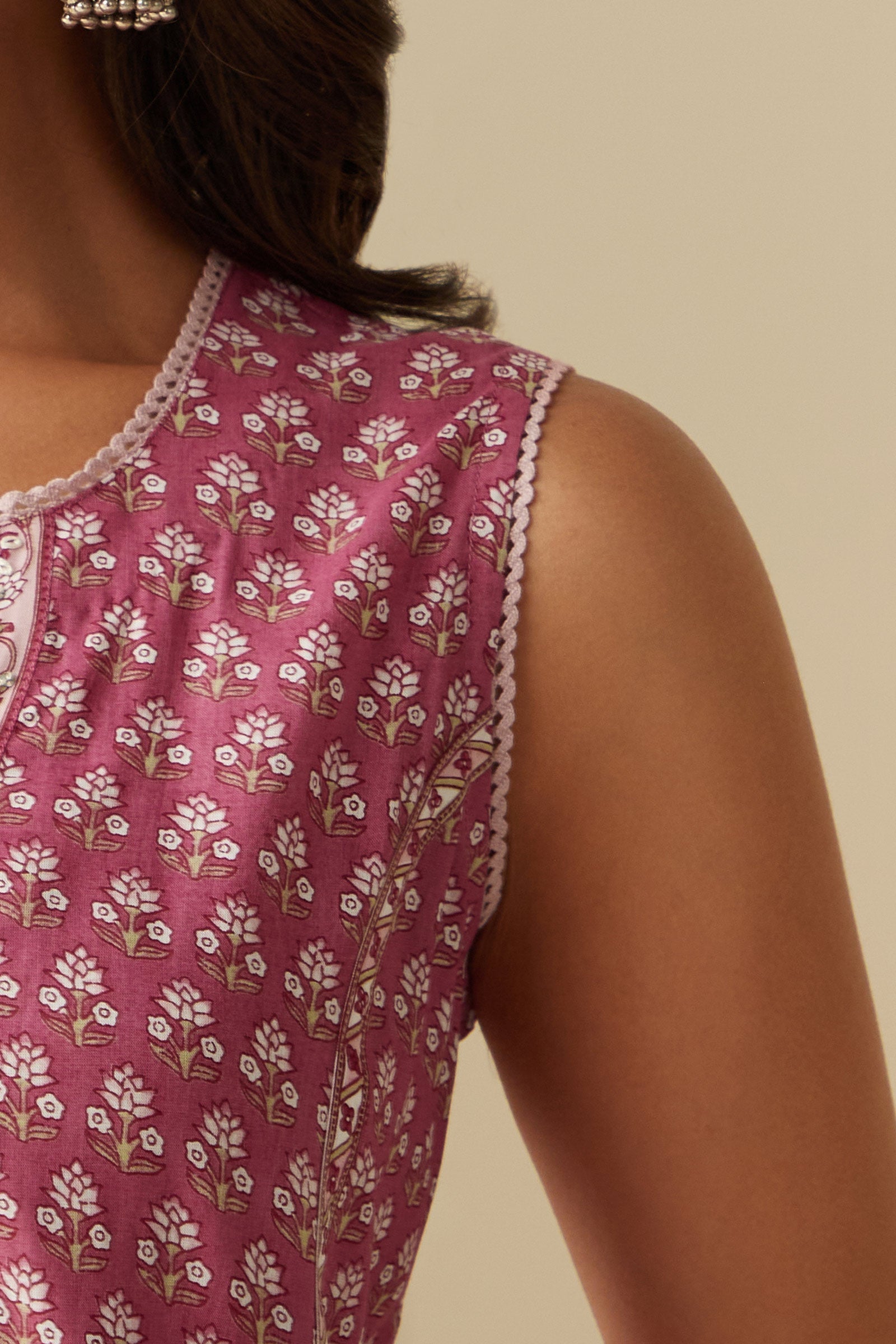 Rosheen Mahi Sanganeri Kurta - Image 4