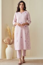 Nazm Alisha Kurta