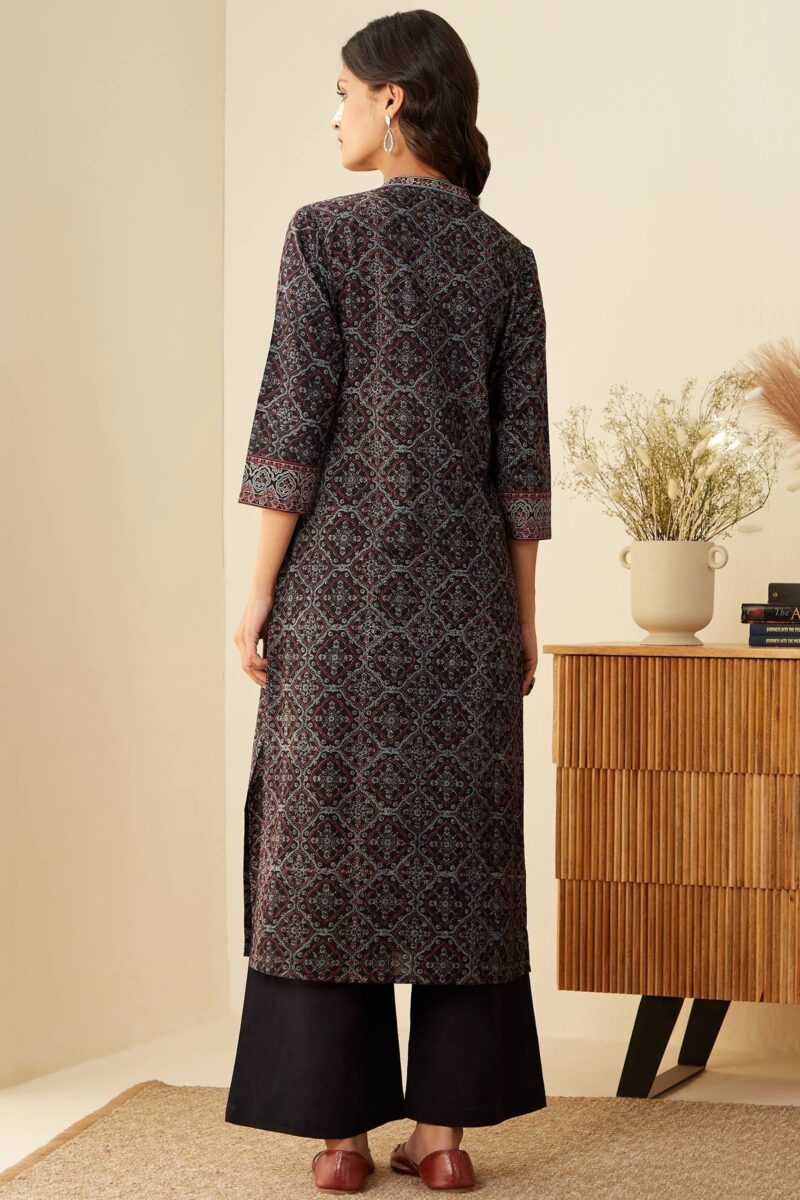 Sehra Rabia Ajrak Kurta - Image 7