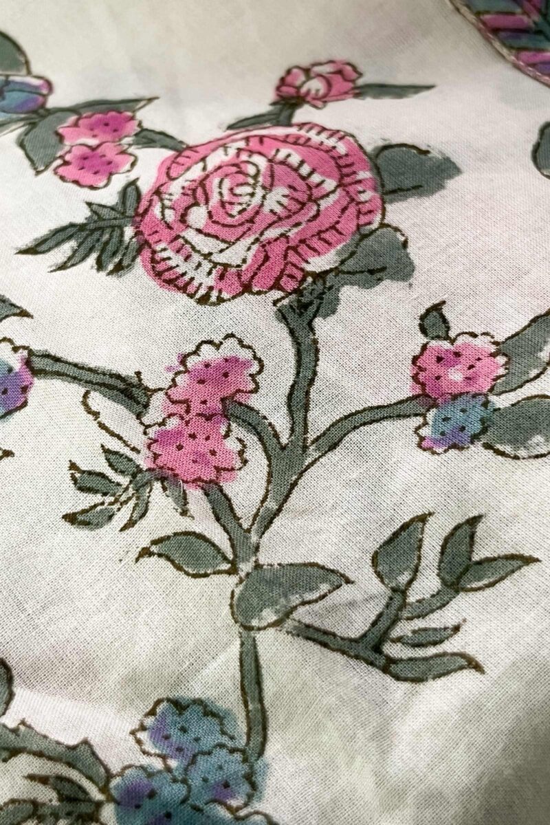 Gulbarg Samrina Kurta - Image 5