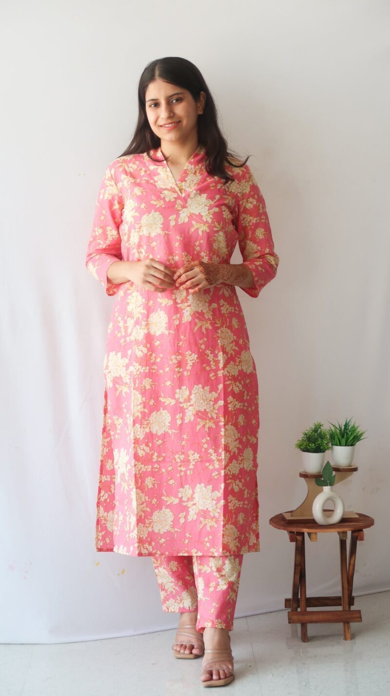 Springtime Pink Delight V-Neck Suit Set - Image 2