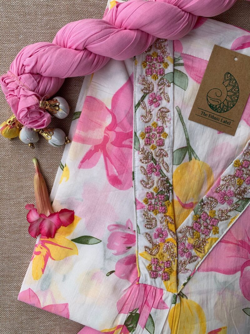 "Phool" Hand Block Printed Cotton Kurta Set(3pc) - Image 4