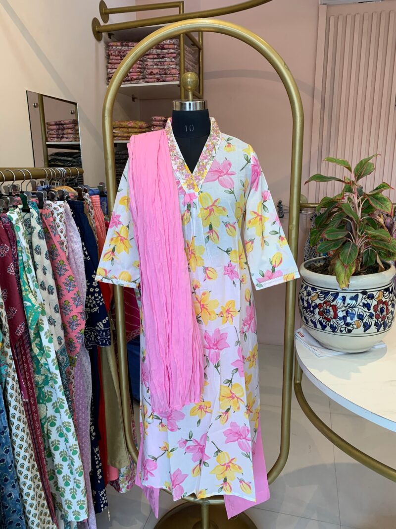 "Phool" Hand Block Printed Cotton Kurta Set(3pc) - Image 2