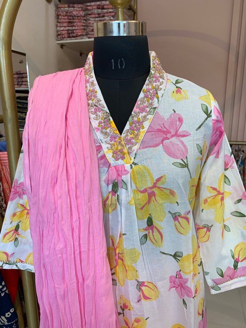 "Phool" Hand Block Printed Cotton Kurta Set(3pc) - Image 5