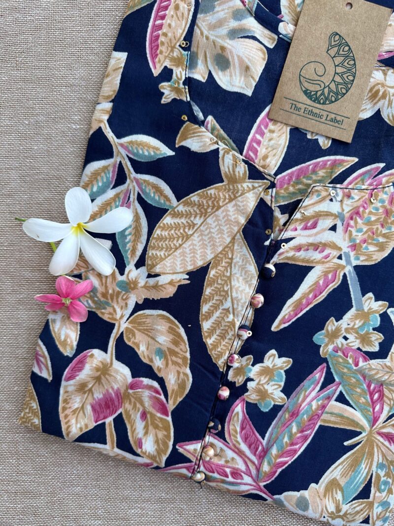Aashi Floral Hand Block Printed Cotton kurta - Image 2