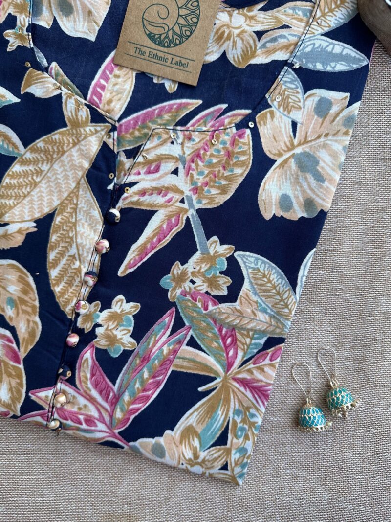 Aashi Floral Hand Block Printed Cotton kurta - Image 3