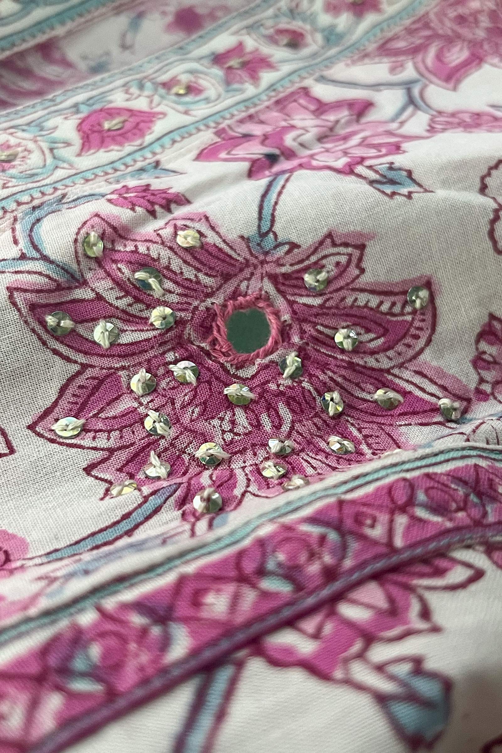 Rosheen Sehreen Kurta - Image 8